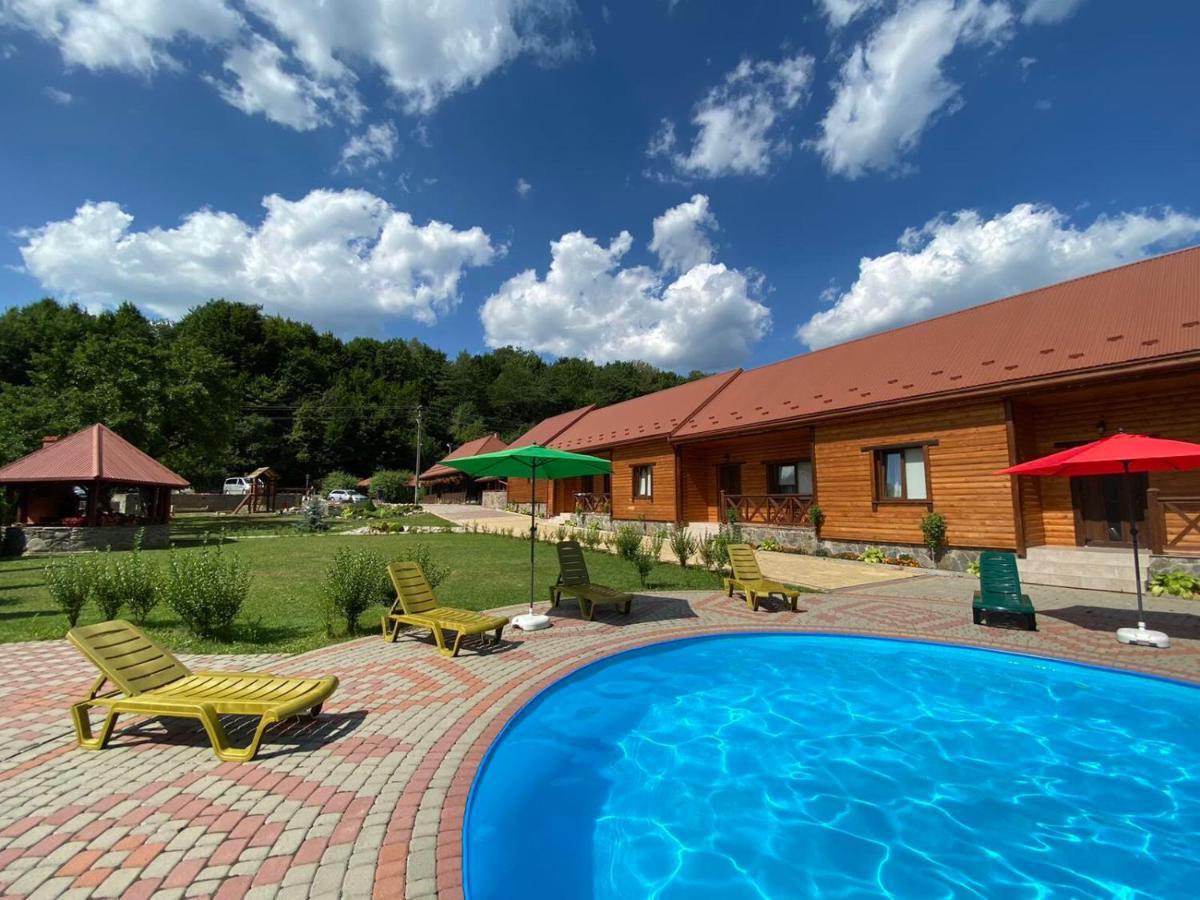 Ferienwohnung Перлина Лумшор Lumshory Exterior foto