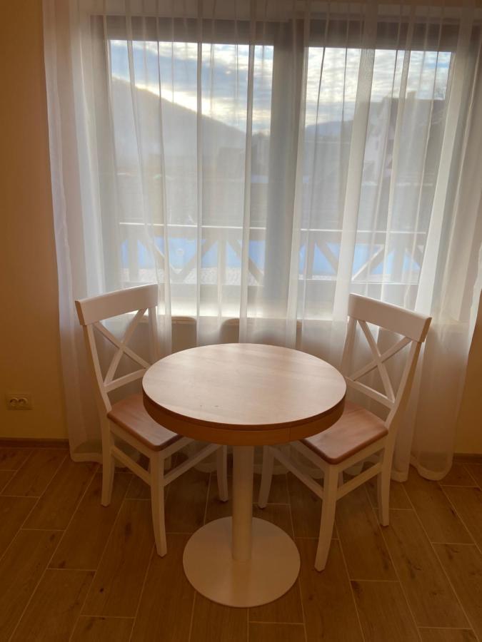 Ferienwohnung Перлина Лумшор Lumshory Exterior foto