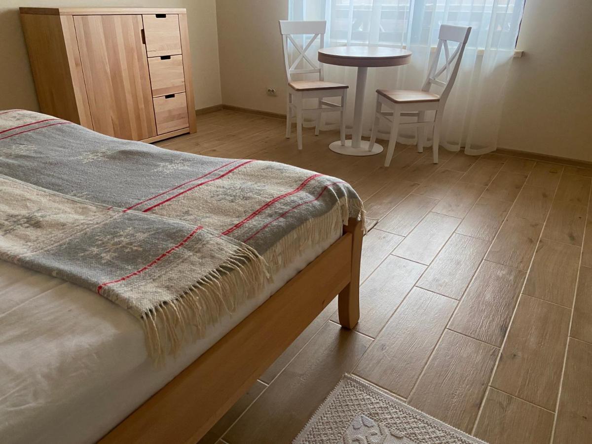Ferienwohnung Перлина Лумшор Lumshory Exterior foto
